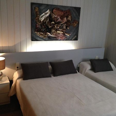 Hostal Sant Marti Puig-reig Zewnętrze zdjęcie